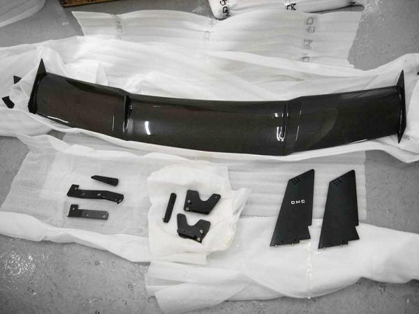 Aileron spoiler arrière et capot en fibre de carbone « Supertrofeo E - GT » DMC pour Lamborghini Gallardo Coupé et Spyder d'origine - KDMPARTS EUROPE TUNING STORE