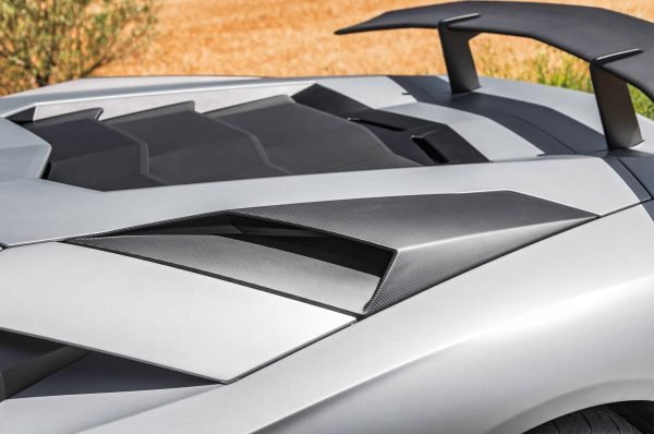 Ensemble de Prises d'air arrière en fibre de carbone « E - GT » DMC pour Lamborghini Aventador Coupé et Roadster d'origine - KDMPARTS EUROPE TUNING STORE