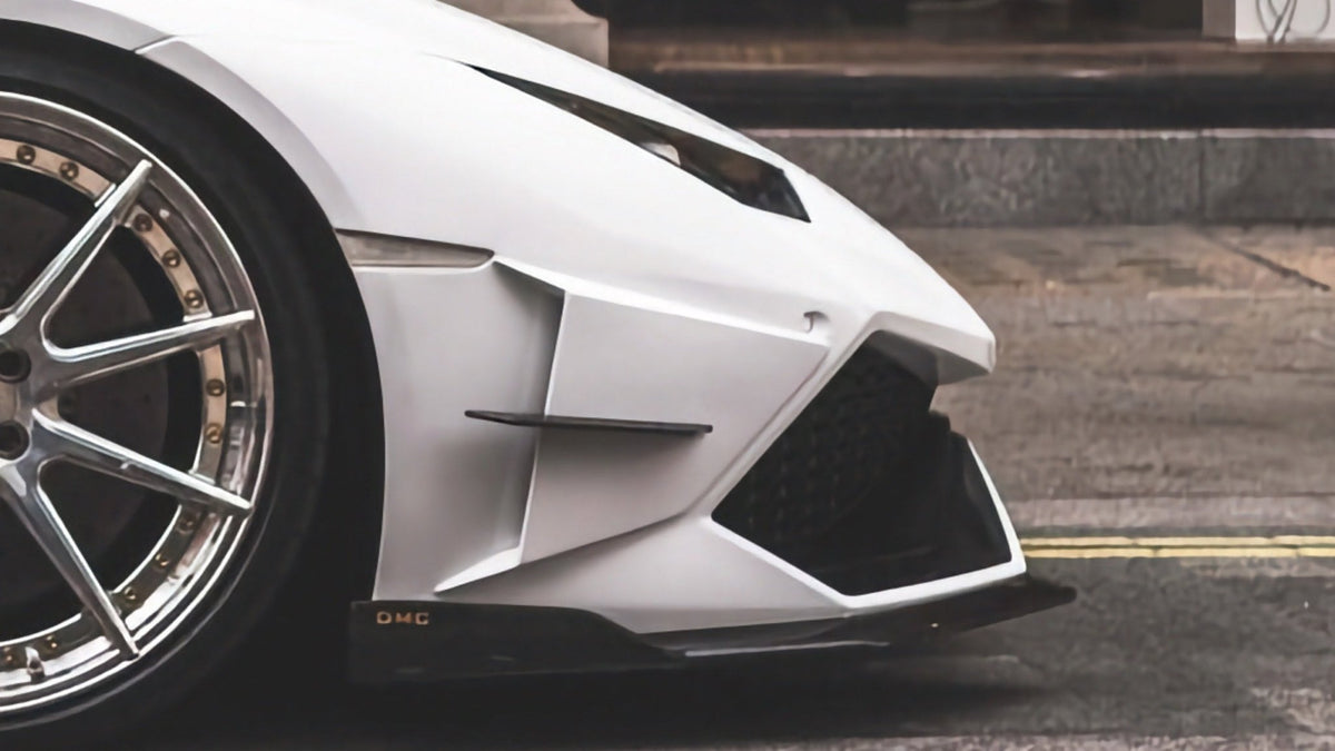 Lame de pare chocs avant en fibre de carbone « Affiri » de DMC pour Lamborghini Huracan Coupé et Spyder d'origine - KDMPARTS EUROPE TUNING STORE