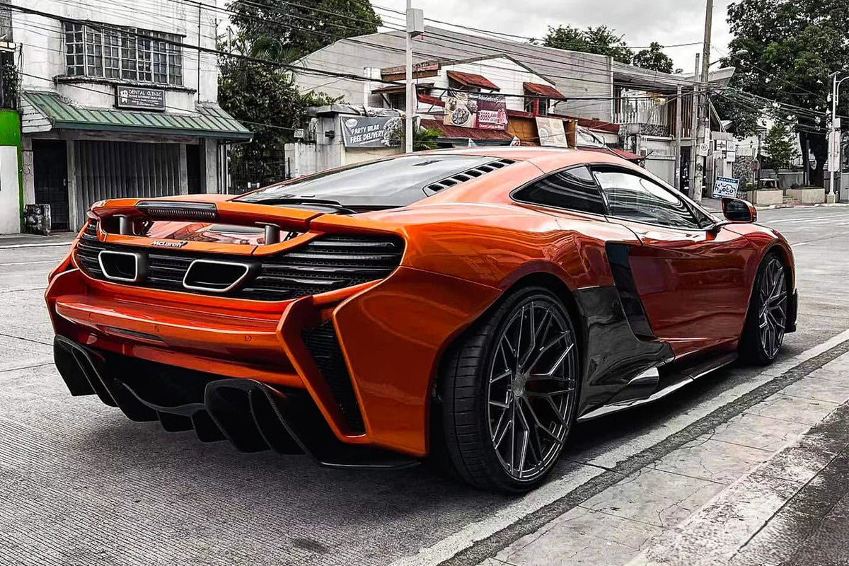 Pare chocs arrière pour McLaren MP4 12C / 650S 2011 - 2017 Style Rebel performance partiellement en fibre de carbone - KDMPARTS EUROPE TUNING STORE