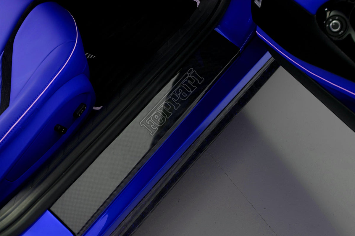 Seuils de porte latéraux en fibre de carbone de DMC pour Ferrari 812 SuperFast - KDMPARTS EUROPE TUNING STORE