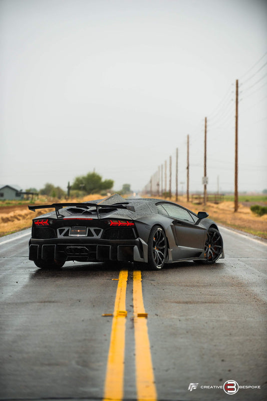 Задний бампер с диффузором из карбона «E-GT» DMC для оригинальных Lamborghini Aventador Coupé и Roadster