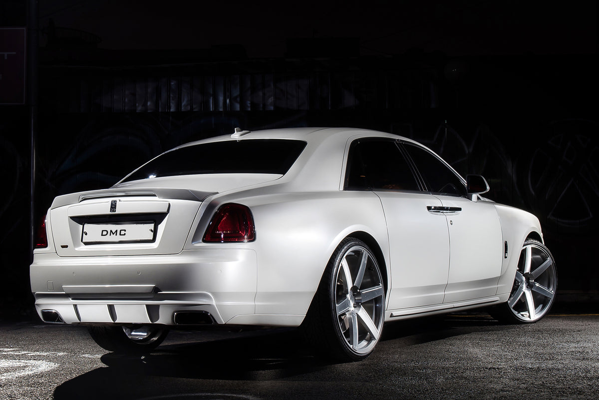 DMC Heckspoiler aus Kohlefaser für Rolls-Royce Ghost Black Badge Serie 1 und 2