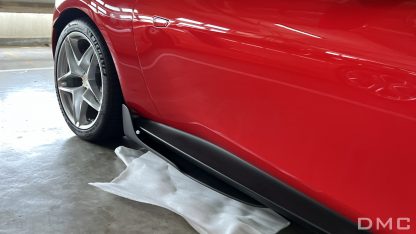 Sideskjørt i karbonfiber fra DMC for original Aston Martin Vantage 2012-2017
