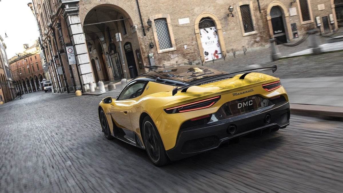 Aileron arrière en fibre de carbone de DMC pour Maserati MC20 Coupé et Spider Cielo - KDMPARTS EUROPE TUNING STORE