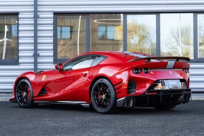 Aileron spoiler arrière en fibre de carbone de DMC pour Ferrari 812 Competizione - KDMPARTS EUROPE TUNING STORE
