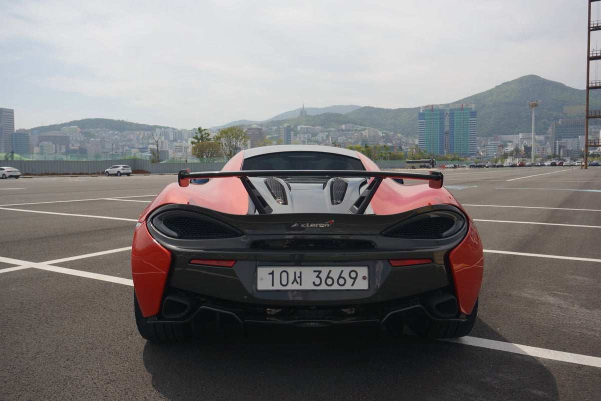Aileron spoiler arrière en fibre de carbone de DMC pour McLaren 570S 540C et 570 GT Coupé et Spider d'origine - KDMPARTS EUROPE TUNING STORE