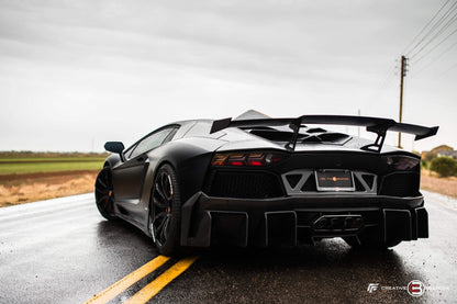 Aileron spoiler arrière en fibre de carbone « E - GT » DMC pour Lamborghini Aventador Coupé et Roadster d'origine - KDMPARTS EUROPE TUNING STORE