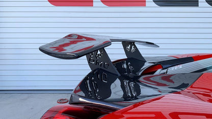 Aileron spoiler arrière en fibre de carbone EVO - 2 de DMC pour Ferrari 488 GTB Coupé et Spider - KDMPARTS EUROPE TUNING STORE