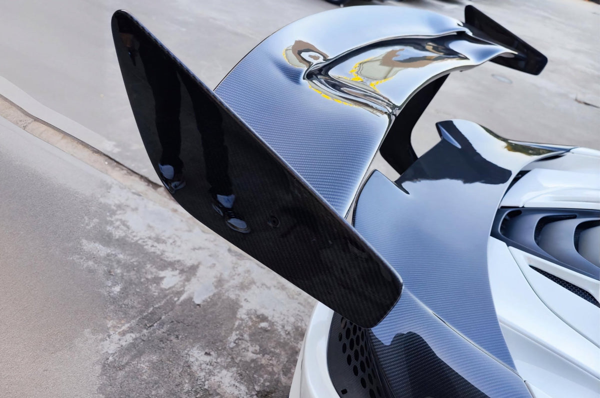 Aileron Spoiler arrière en fibre de carbone « P1 GTR » de DMC pour McLaren 720S et 765LT Coupé et Spider d'origine - KDMPARTS EUROPE TUNING STORE