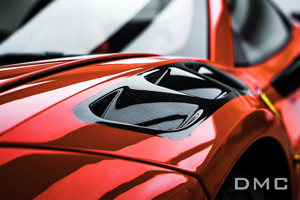 Ailes avant en fibre de carbone « Challenge » de DMC pour Ferrari 488 GTB Coupé et Spider - KDMPARTS EUROPE TUNING STORE