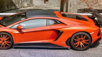 Bas de caisse latéraux en fibre de carbone « Molto Veloce » DMC pour Lamborghini Aventador Coupé et Roadster d'origine - KDMPARTS EUROPE TUNING STORE