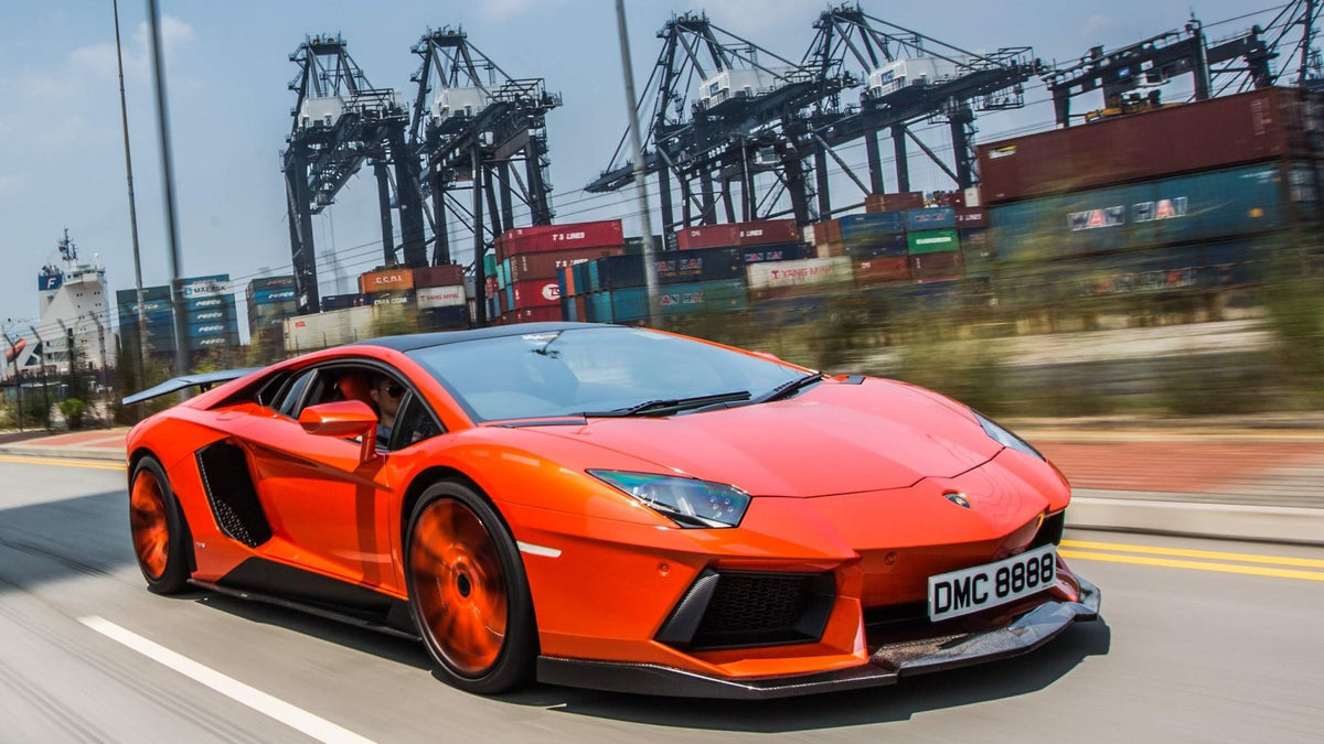 Bas de caisse latéraux en fibre de carbone « Molto Veloce » DMC pour Lamborghini Aventador Coupé et Roadster d'origine - KDMPARTS EUROPE TUNING STORE