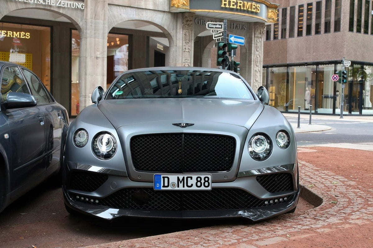 Canards de pare chocs avant en fibre de carbone de DMC pour Bentley Continental GT Coupé et GTC Cabriolet restylés (2016 - 2017) - KDMPARTS EUROPE TUNING STORE