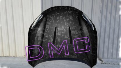 Capot avant en fibre de carbone de DMC pour Aston Martin DB11 Coupé et DB11 Volante d'origine - KDMPARTS EUROPE TUNING STORE