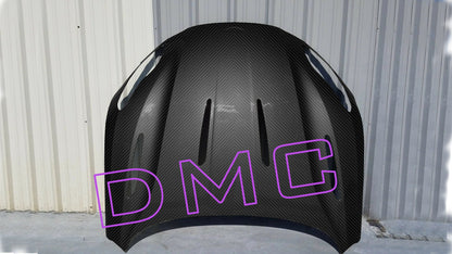 Capot avant en fibre de carbone de DMC pour Aston Martin DB11 Coupé et DB11 Volante d'origine - KDMPARTS EUROPE TUNING STORE