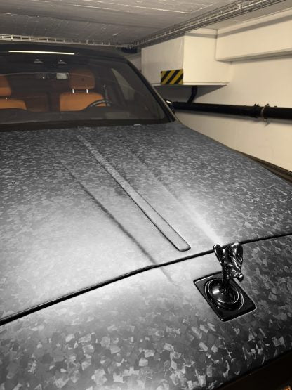 Capot avant en fibre de carbone de DMC pour Rolls Royce Cullinan Black Badge (remplacement du capot d'origine) - KDMPARTS EUROPE TUNING STORE