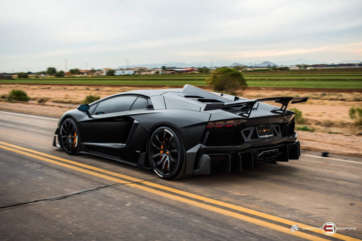 Capot moteur en fibre de carbone « E - GT » DMC pour Lamborghini Aventador Coupé et Roadster - KDMPARTS EUROPE TUNING STORE