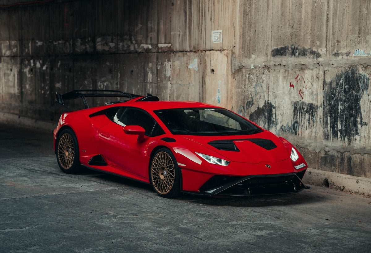 Coffre en fibre de carbone STO de DMC pour Lamborghini Huracan Coupé et Spyder d'origine - KDMPARTS EUROPE TUNING STORE