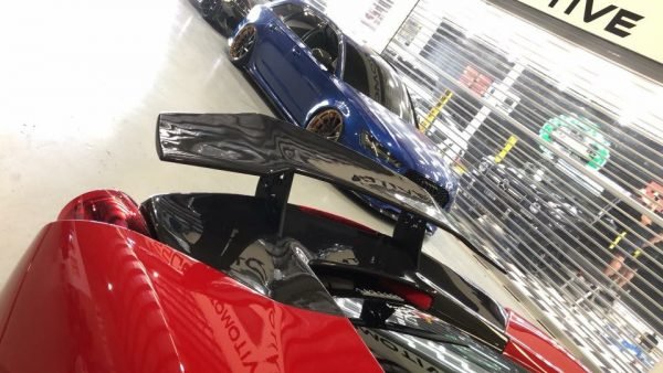 Couvercle de coffre arrière en fibre de carbone « Spéciale » de DMC pour Ferrari 488 GTB Coupé et Spider - KDMPARTS EUROPE TUNING STORE