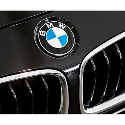 Emblème de capot d'origine BMW 82mm avec douilles, E30, E38, E39, E46, E60, E61, X5, X6, E70, X5 - KDMPARTS EUROPE TUNING STORE