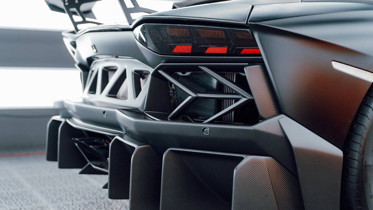 Grilles de prises d'air arrière en fibre de carbone « E - GT » DMC, s'adaptent pare chocs d'origine, pour Lamborghini Aventador Coupé et Roadster - KDMPARTS EUROPE TUNING STORE