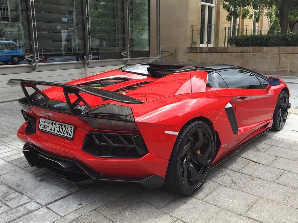Grilles de prises d'air arrière en fibre de carbone « E - GT » DMC, s'adaptent pare chocs d'origine, pour Lamborghini Aventador Coupé et Roadster - KDMPARTS EUROPE TUNING STORE