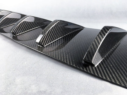 Jupe arrière avec diffuseur en fibre de carbone de DMC pour Maserati Granturismo GT Coupé et Spyder d'origine - KDMPARTS EUROPE TUNING STORE
