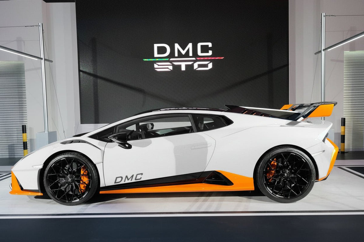 Kit carrosserie en fibre de carbone « STO » de DMC, transforme votre Lamborghini Huracan Coupé et Spyder d'origine en Super Trofeo Omologato - KDMPARTS EUROPE TUNING STORE