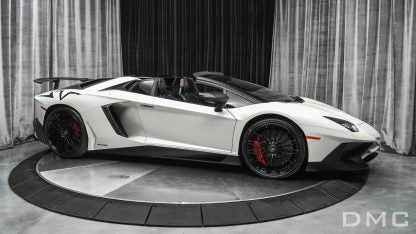 Kit carrosserie en fibre de carbone « SV LP750 » de DMC pour Lamborghini Aventador Coupé et Roadster d'origine - KDMPARTS EUROPE TUNING STORE