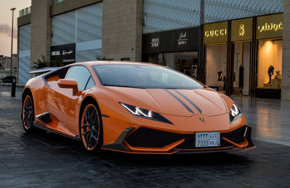 Lame de pare chocs avant en fibre de carbone « Berlin » de DMC pour Lamborghini Huracan Coupé et Spyder d'origine - KDMPARTS EUROPE TUNING STORE