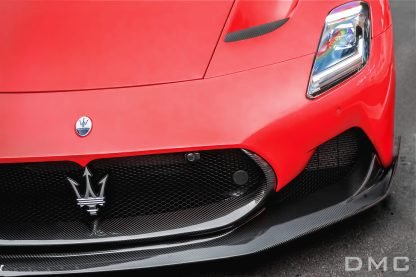Lame de pare chocs avant en fibre de carbone GT2 de DMC pour Maserati MC20 Coupé et Spider Cielo - KDMPARTS EUROPE TUNING STORE