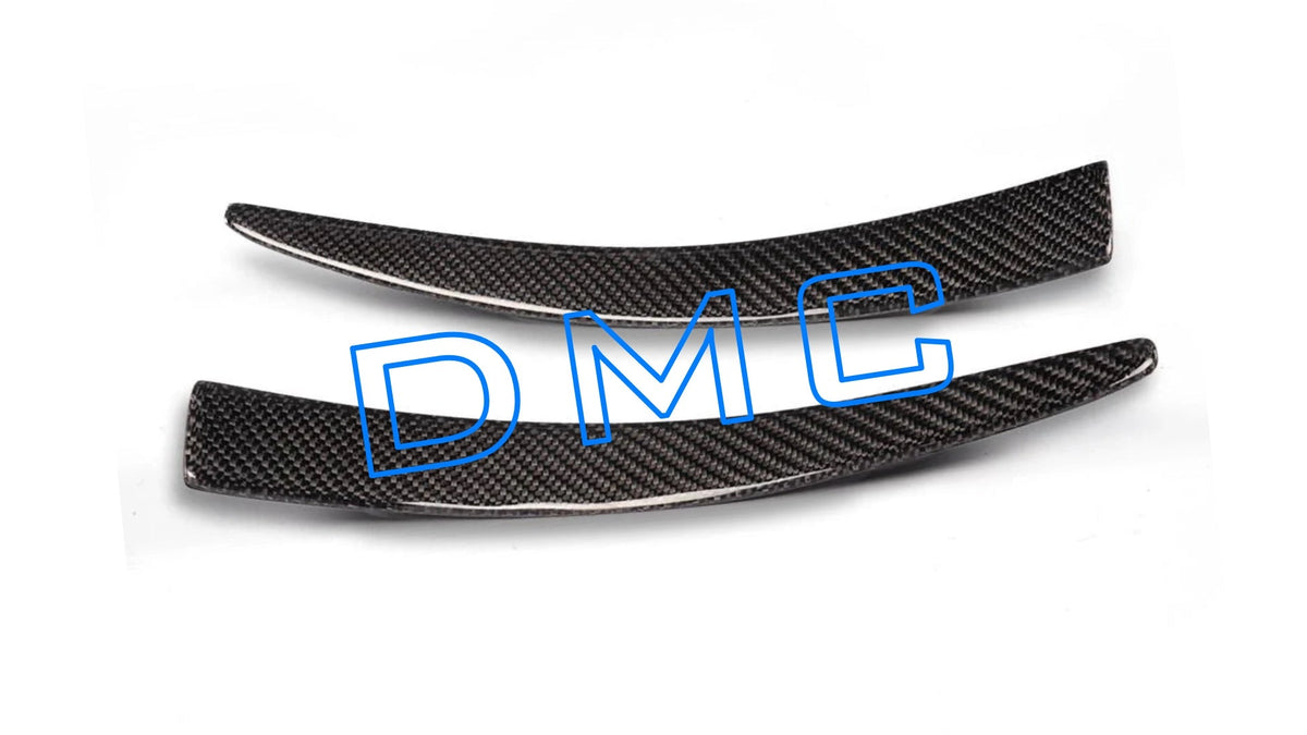 Lames de pare chocs avant avec canards en fibre de carbone « F1 » pour Ferrari 296 GTB Coupé et Spider d'origine - KDMPARTS EUROPE TUNING STORE