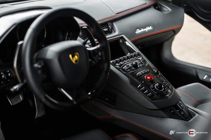 Panneaux intérieurs avec volant en fibre de carbone « E - GT » DMC pour Lamborghini Aventador Coupé et Roadster d'origine - KDMPARTS EUROPE TUNING STORE