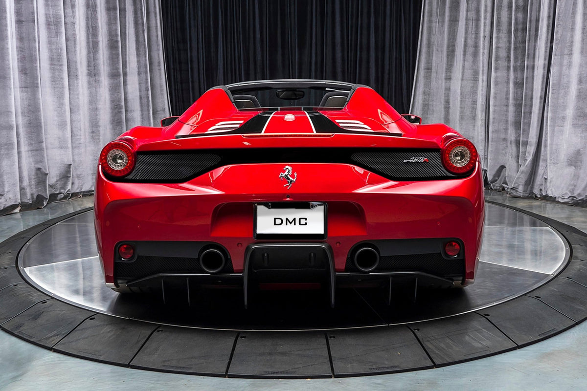 Pare chocs arrière avec diffuseur en fibre de carbone de DMC pour Ferrari 458 Speciale & Aperta Italia, en remplacement de la pièce d'origine - KDMPARTS EUROPE TUNING STORE