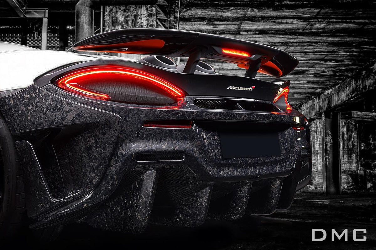 Pare chocs arrière avec diffuseur en fibre de carbone de DMC pour McLaren 600LT (compatibles avec 540c, 570s et 570 GT) - KDMPARTS EUROPE TUNING STORE