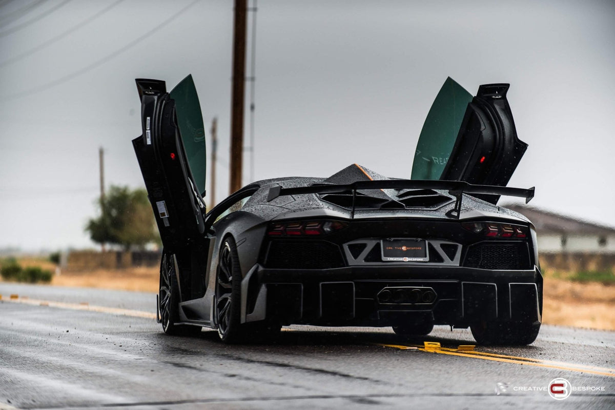 Pare chocs arrière avec diffuseur en fibre de carbone « E - GT » DMC pour Lamborghini Aventador Coupé et Roadster d'origine - KDMPARTS EUROPE TUNING STORE