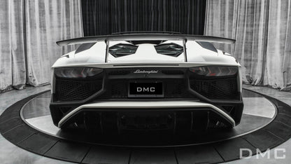 Pare chocs arrière avec diffuseur en fibre de carbone « SV LP750 » de DMC pour Lamborghini Aventador Coupé et Roadster d'origine - KDMPARTS EUROPE TUNING STORE
