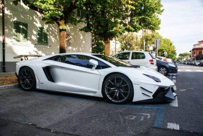 Pare chocs avant en fibre de carbone Aventador « SV - E » DMC Lamborghini Coupé et Roadster d'origine - KDMPARTS EUROPE TUNING STORE