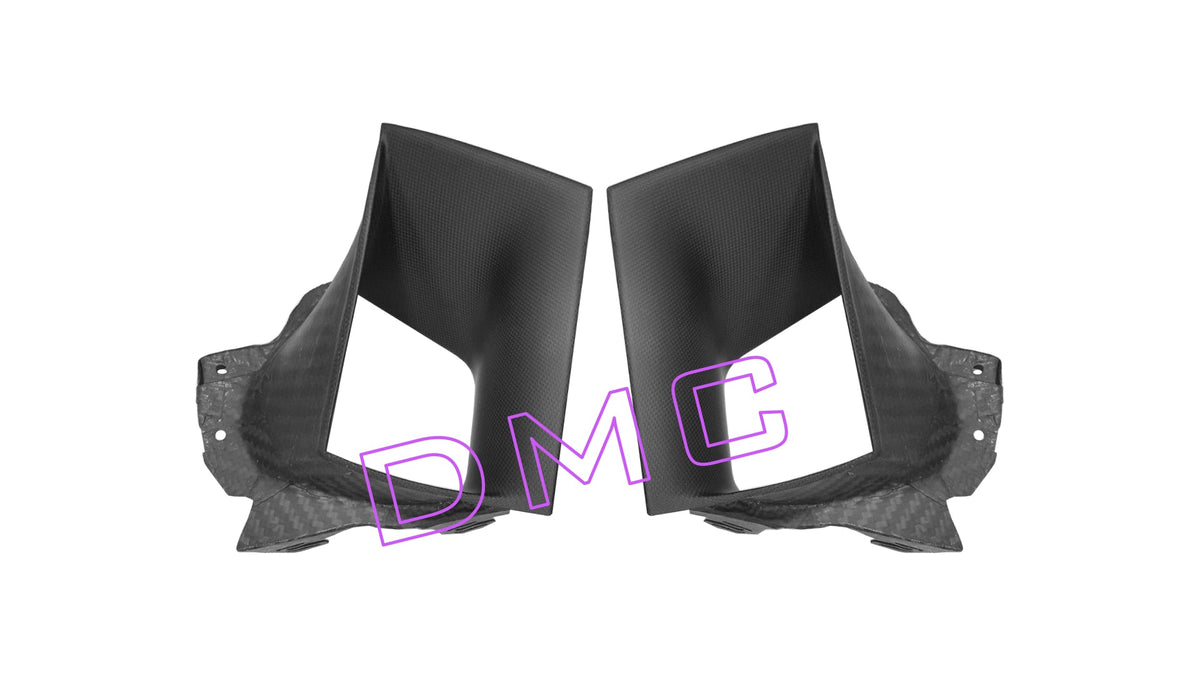 Prises d'air arrière en fibre de carbone de DMC pour Ferrari 488 Pista Coupé et Spider - KDMPARTS EUROPE TUNING STORE