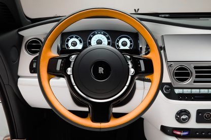 Volant en fibre de carbone forgée et cuir de DMC pour Rolls Royce Dawn Black Badge ( Équivalent à la pièce d'origine constructeur) - KDMPARTS EUROPE TUNING STORE