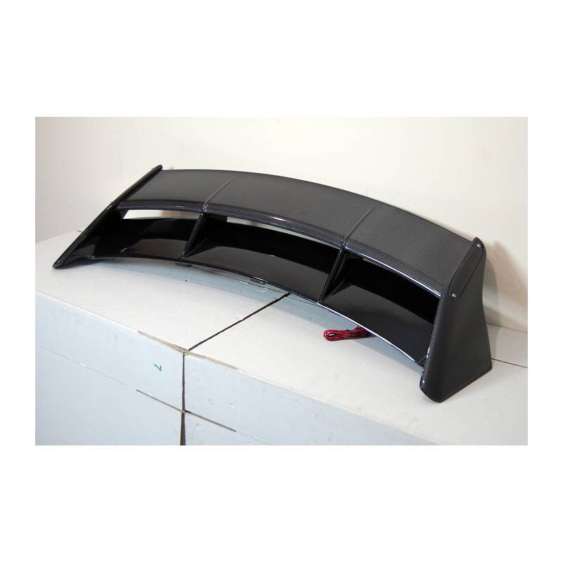 Aileron Spoiler Ford Focus '08 RS en carbone - KDMPARTS EUROPE TUNING STORE