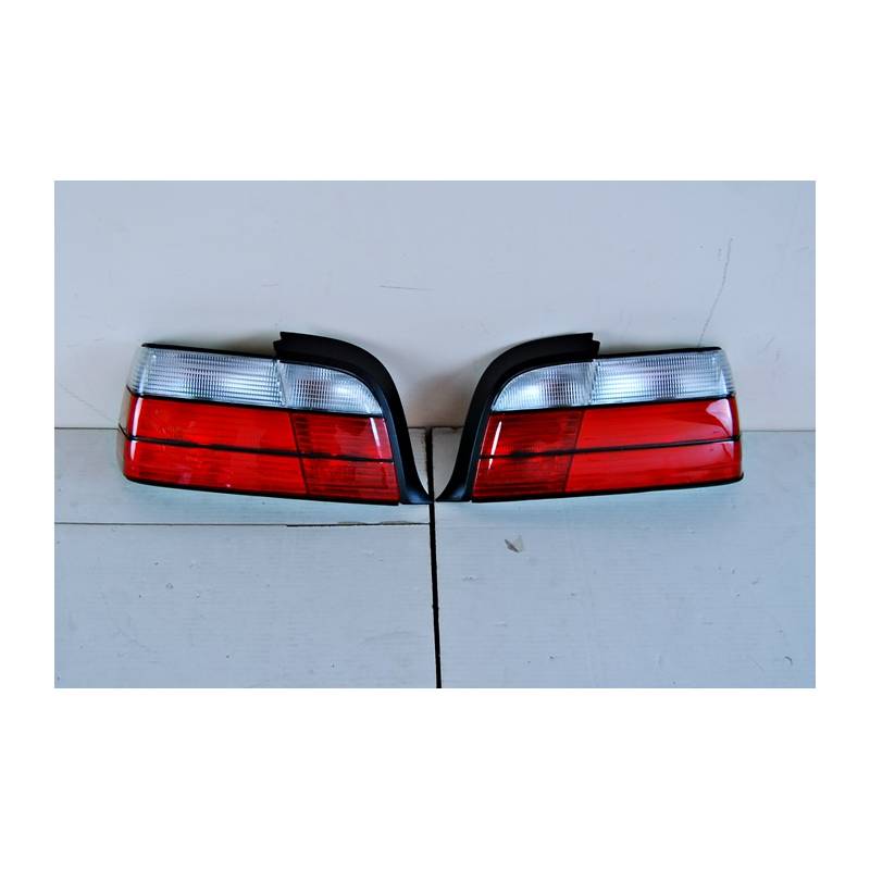 Feux Arrières BMW E36 4 Portes - KDMPARTS EUROPE TUNING STORE